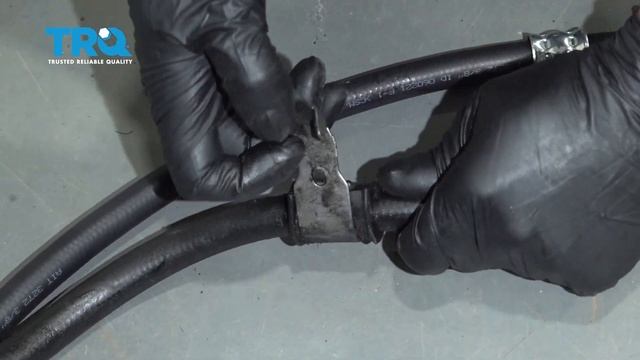 How to Replace Power Steering Pressure Hose 2008-2017 Buick Enclave смотреть онлайн