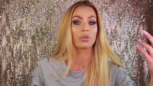 December Favorites 2017 + GIVEAWAY CLOSED| Nikki French смотреть онлайн