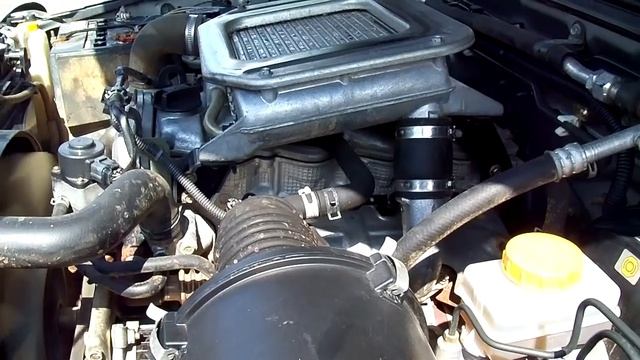 Nissan PickUp D22 - Sonido fallo motor смотреть онлайн