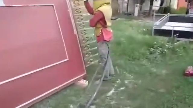 Как почистить ворота! Пескоструй ворот в Ингушетии 89287262680 смотреть онлайн