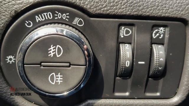 Opel Astra Sports Tourer 1.4 Turbo Edition 140PK, Airco, PDC, Cruise control, Stoelverwarming смотреть онлайн