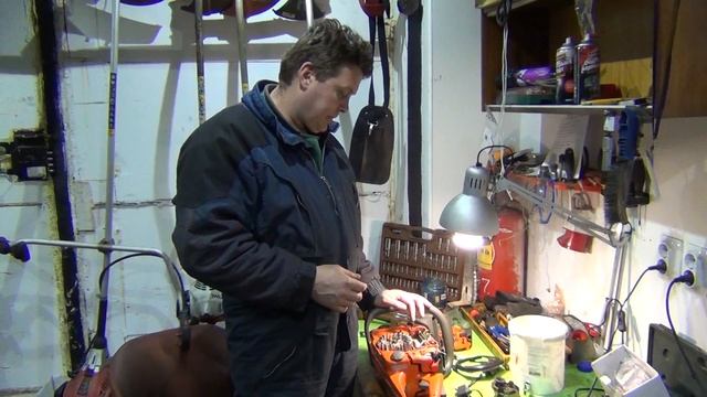 Интересная особенность пилы Husqvarna 450 смотреть онлайн