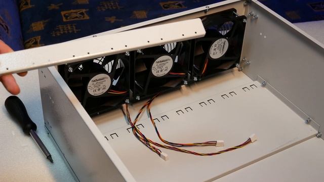 Сборка закрытого корпуса 4U Coldcase от Jabbamarket