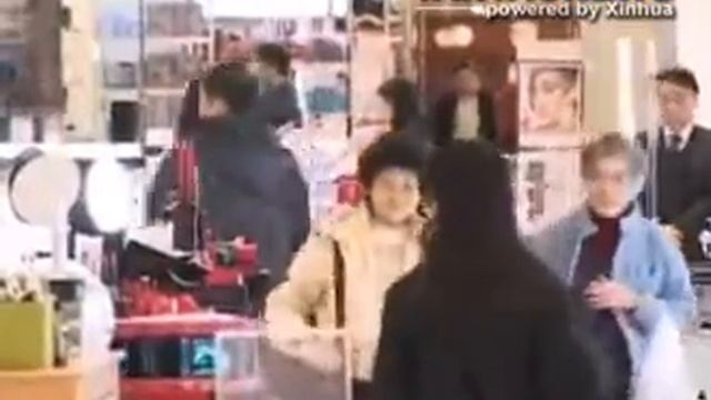 L'Oreal China Posts Sales Rise смотреть онлайн