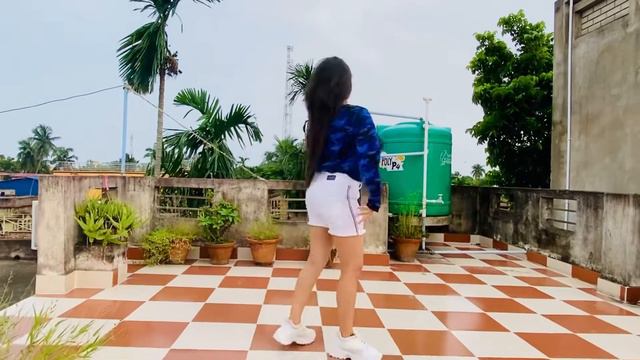 Cheez Badi || THE BONG CASE || 💙 смотреть онлайн
