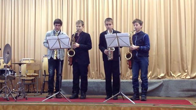 Jingle Bells в исполнении квартета "LaDoS" смотреть онлайн