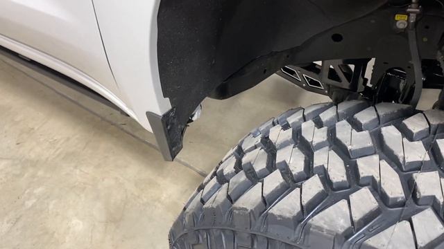 2020 silverado with 3.0 dmax after McGaughys lift install смотреть онлайн