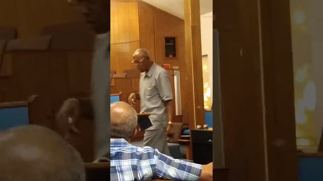 Rev. Douglas Robinson смотреть онлайн