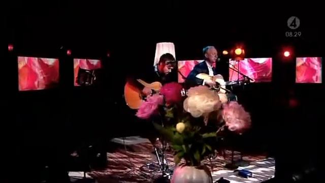 Andreas Mattsson - The Taste Of Big Cities (Live Nyhetsmorgon 2011) смотреть онлайн