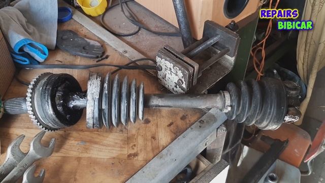 Гораздо простая замена пыльника Наружнего шруса. Мазда мпв смотреть онлайн