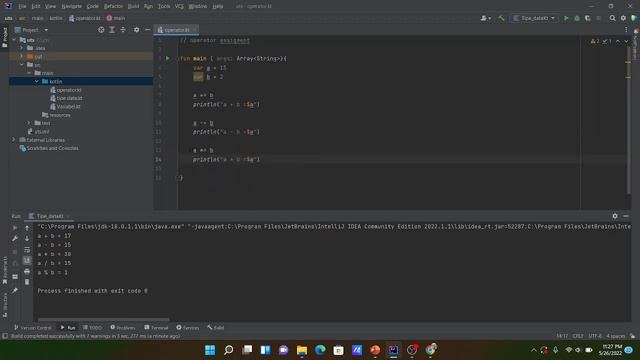 belajar kotlin - operator (part 7 praktikum) смотреть онлайн