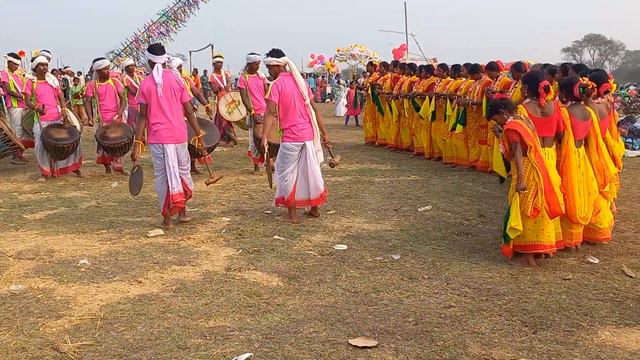 Traditional Parab Dance At Gupi Buru Akhan смотреть онлайн