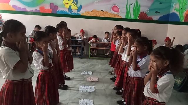 Activity for small Kids of Lkg and Ukg Morning Classroom Energizer activity Kids will love it. смотреть онлайн