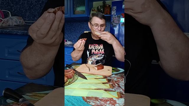 Свиная грудка в соевом соусе просто тает во рту. смотреть онлайн