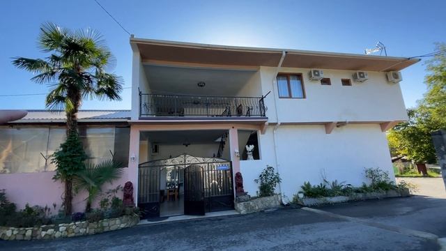 За сколько можно купить гостевой дом в Лазаревском районе Сочи