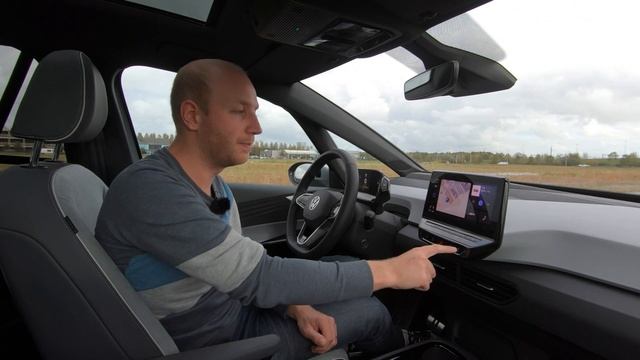 Volkswagen ID.3 Review | Recharging смотреть онлайн