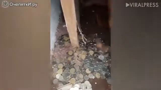 Тайник внутри двери смотреть онлайн