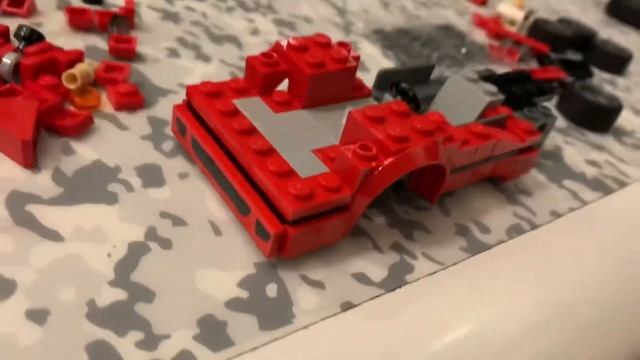 Lego Speed Champions - Ferrari F40 Competizione смотреть онлайн