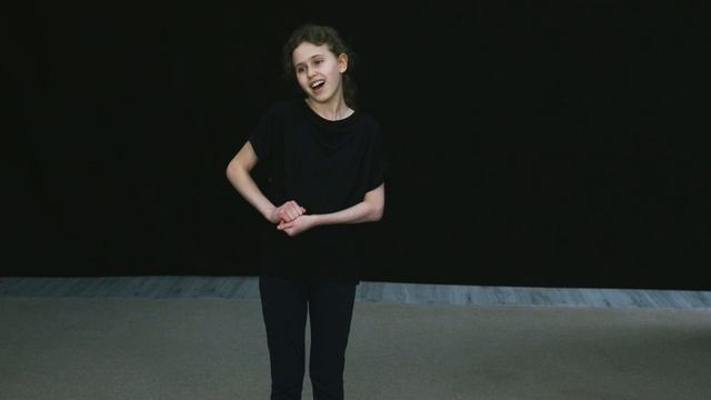 Басни. Иван Крылов "Две собаки". Читает Кира Таубер смотреть онлайн