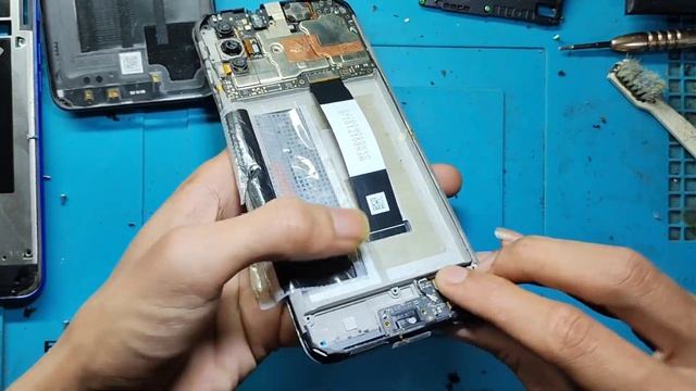 CARA GANTI LCD POCO M3 смотреть онлайн