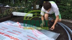 Монтаж перфорированной ленты. Защита поликарбоната / Завод теплиц Гарант