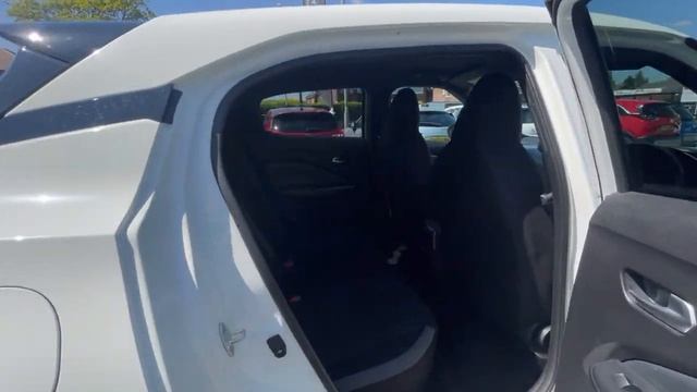 NISSAN JUKE N-CONNECTA 5 DOOR WHITE смотреть онлайн