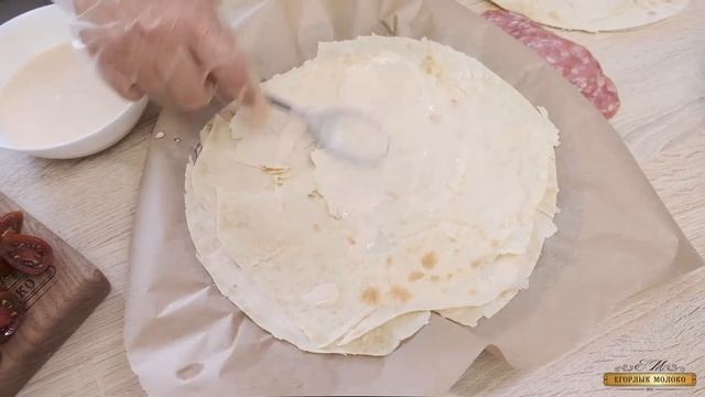 Пирог из лаваша и «Моцареллы» от «Егорлык Молоко»