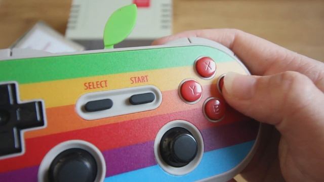 8BitDo AP40 Pro Gamepad смотреть онлайн