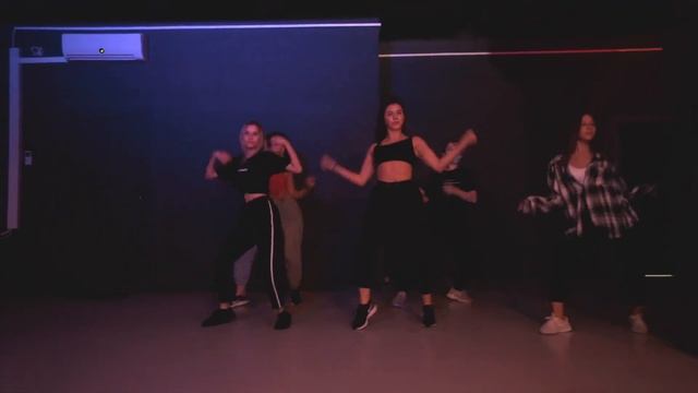 ROSALÍA & Travis Scott - TKN | Nastya Serova & Sasha Zhdamarova El Gato D.C. Birthday Workshops 202 смотреть онлайн