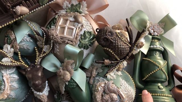 Набор новогодних игрушек "Таинственный домик в волшебном лесу" смотреть онлайн