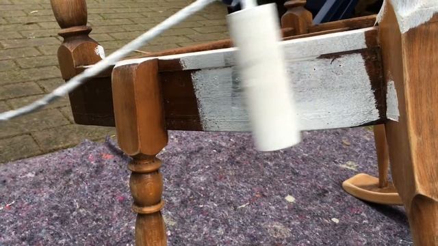 DIY Покрасить и обшить старый стул самому. Новая жизнь старым вещам. смотреть онлайн