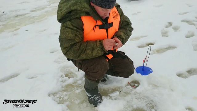 Ловля Окуня Зимой. Зимняя рыбалка 2023-24 Беларусь смотреть онлайн