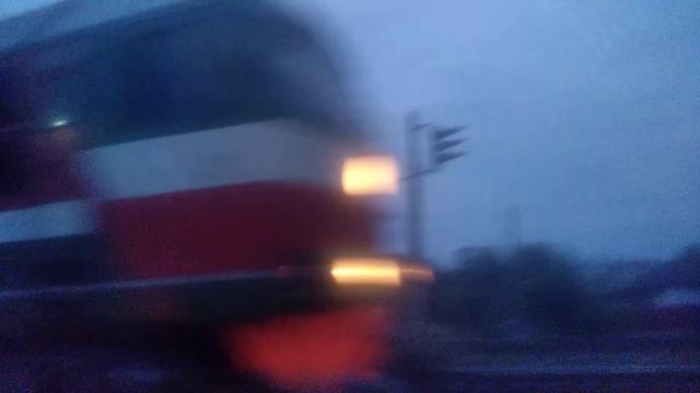 Поезд 27 Москва Брест на станции переезд в Магилеве смотреть онлайн