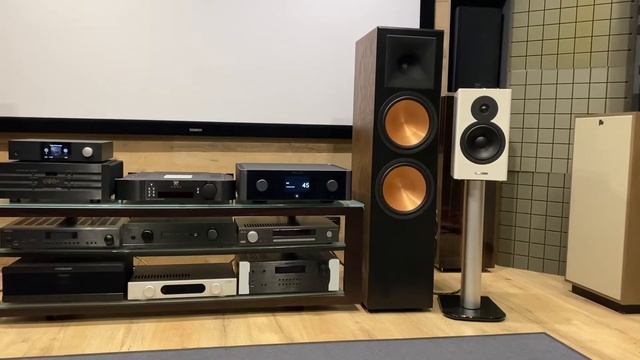 Rotel Michi x3 - dynaudio evoke 20 смотреть онлайн