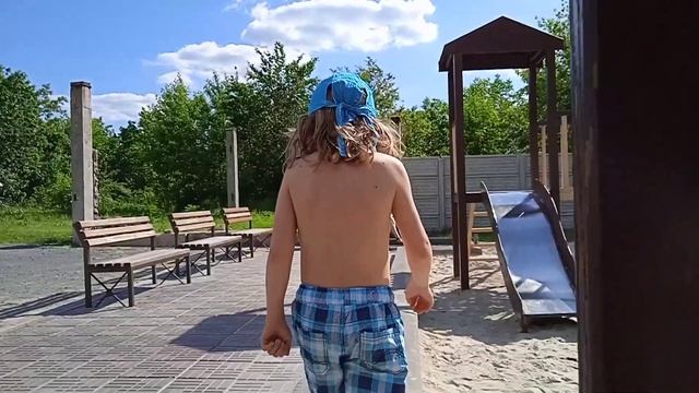 Не Донецк сегодня 07.06.2022 Как живëт поселок в тылу ДНР. смотреть онлайн