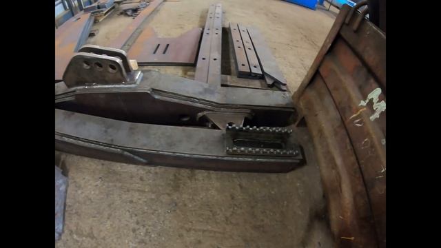 Получили узлы и запчасти на бульдозера смотреть онлайн