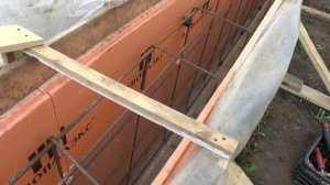 Ленточный фундамент: литьё бетона в землю + несъёмная опалубка из ЭППС (Пеноплэкс) - 1