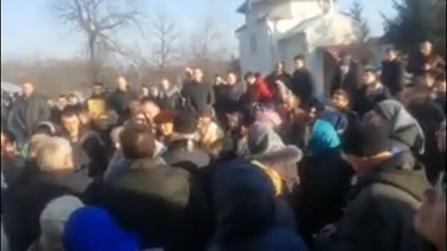 с.Михальча - проповідь священника за УПЦ (година15,27) (9част) смотреть онлайн