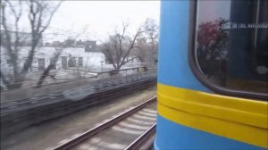 Киевский метрополитен. Красная линия. Поездка в салоне от станции Лесная до станции Арсенальная.