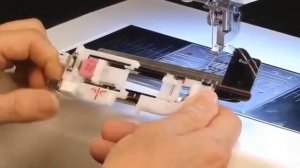 Janome MC 12000 | Лапка для автоматической петли R