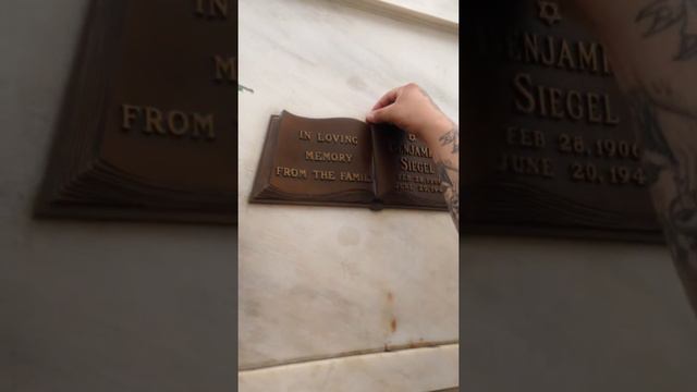 Benjamin "Bugsy" Siegel смотреть онлайн