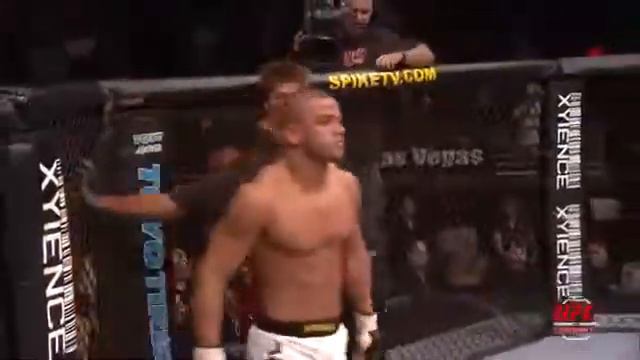 UFC 210 Top 7 melhores nocautes de Thiago Pitbull смотреть онлайн