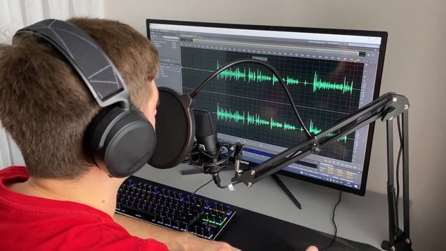 МИКРОФОН ДЛЯ ЮТУБА И ТИК ТОК! ОЧЕНЬ ДЕШЕВО И КРУТО! Оклик SM-700G смотреть онлайн