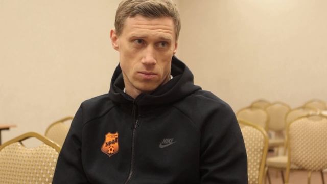 Павел ПОГРЕБНЯК: Чувствую силы, азарт и желание помочь команде // ИНТЕРВЬЮ смотреть онлайн
