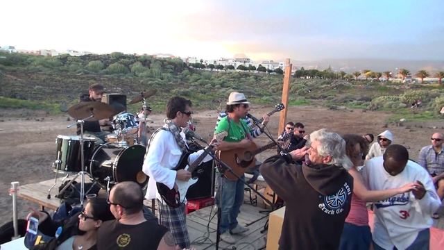 LAS GALLETAS(TENERIFE) Chiringuito de la playa (Alberto) смотреть онлайн
