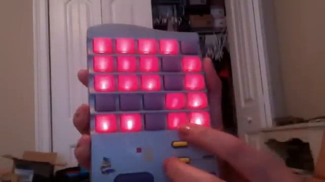 Beating the Lights out game by tiger! смотреть онлайн