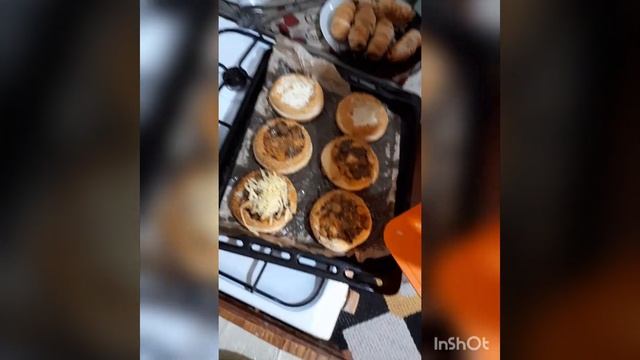 Готовим жульен в хрустящих булочках смотреть онлайн