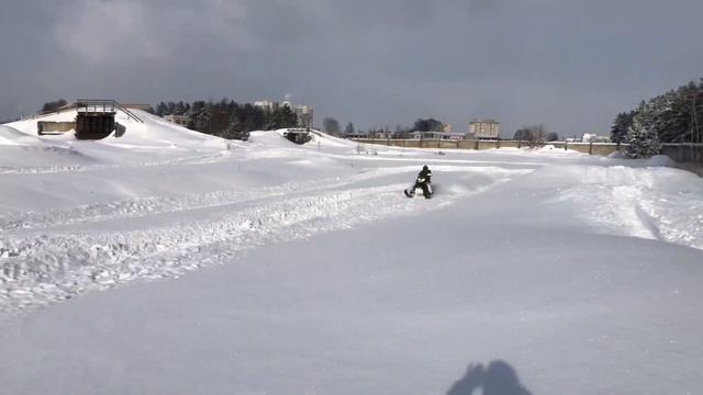 Снега в этом году более чем достаточно для покатушек на снегоходе ! смотреть онлайн