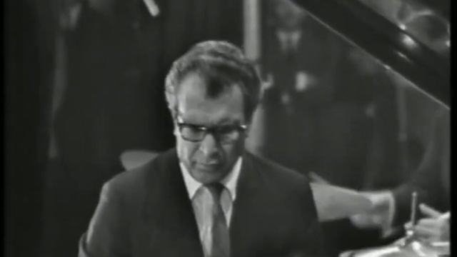 Dave Brubeck Quartet - Live at Newport (Paris) 1965 - Swanee River смотреть онлайн