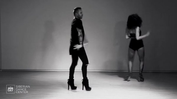 High Heels Perfomance